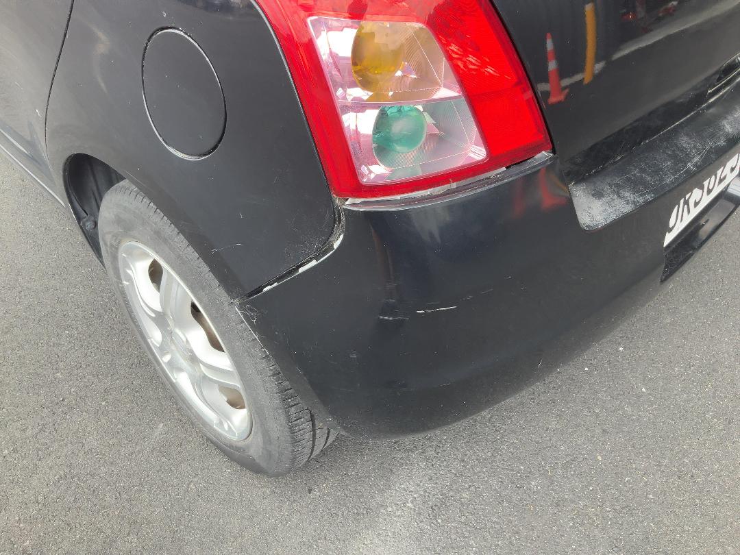 Photo '13' of Suzuki Swift