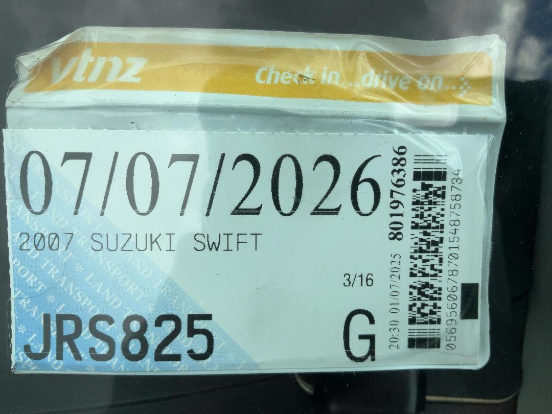 Photo '22' of Suzuki Swift