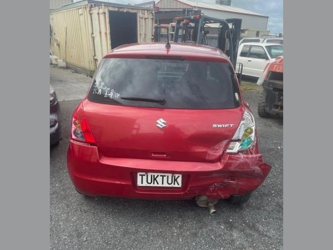 Photo '5' of Suzuki Swift