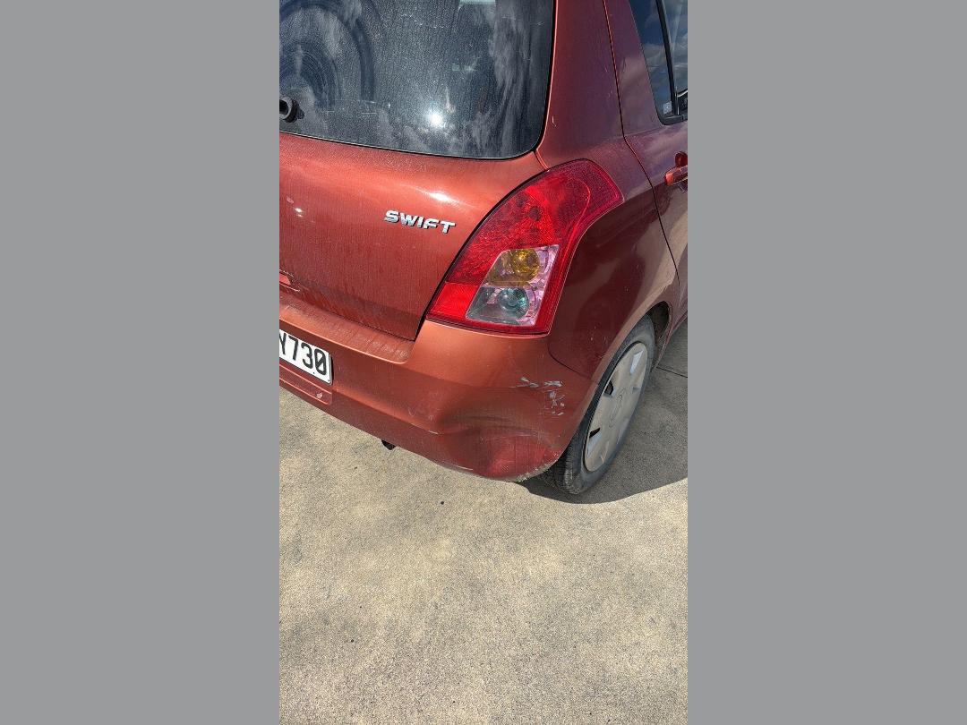 Photo '3' of Suzuki Swift