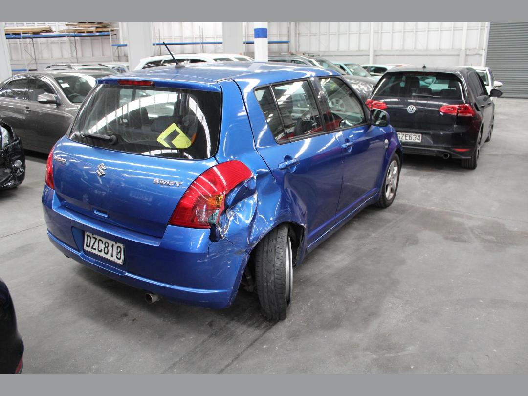 Photo '3' of Suzuki Swift Glxh2 LTD