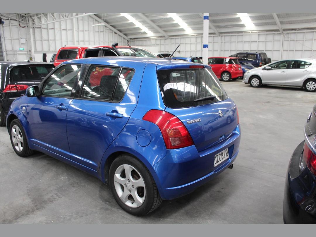 Photo '4' of Suzuki Swift Glxh2 LTD