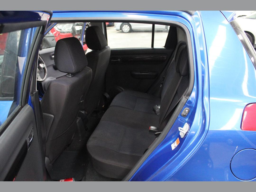 Photo '10' of Suzuki Swift Glxh2 LTD