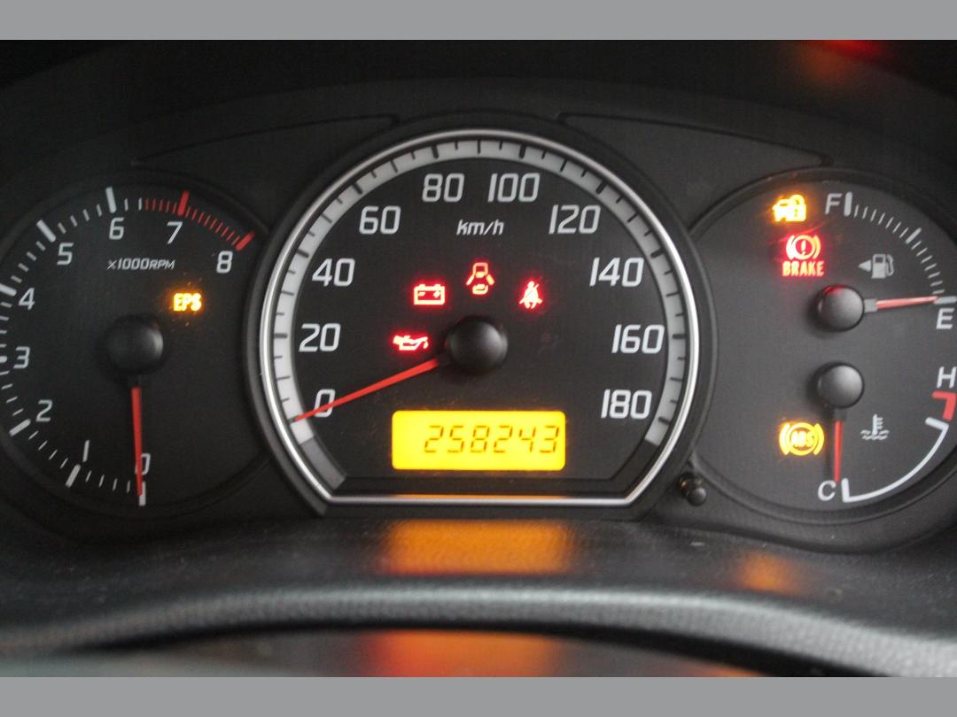 Photo '12' of Suzuki Swift Glxh2 LTD