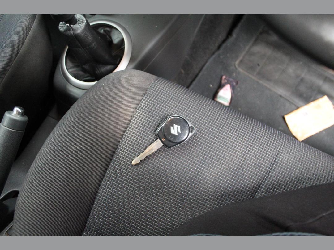 Photo '14' of Suzuki Swift Glxh2 LTD