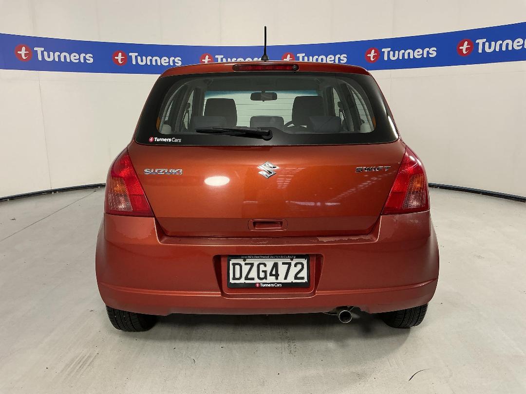 Photo '6' of Suzuki Swift Photo '6' of Suzuki Swift