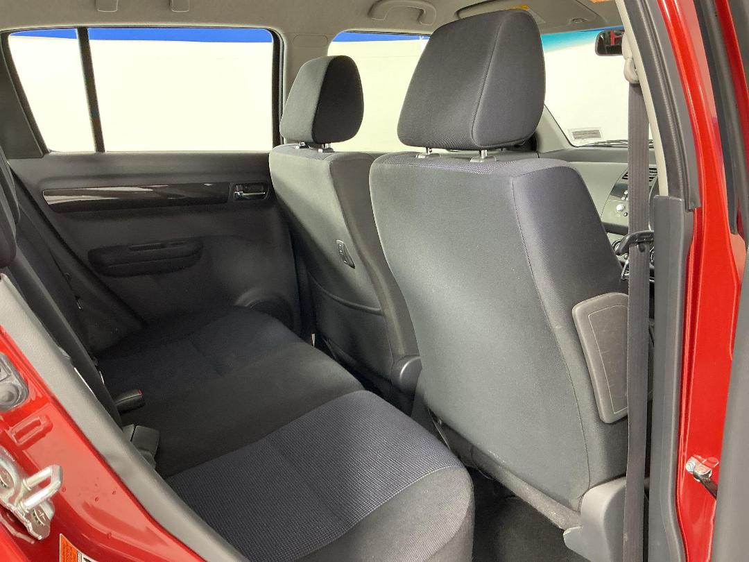 Photo '20' of Suzuki Swift Photo '20' of Suzuki Swift