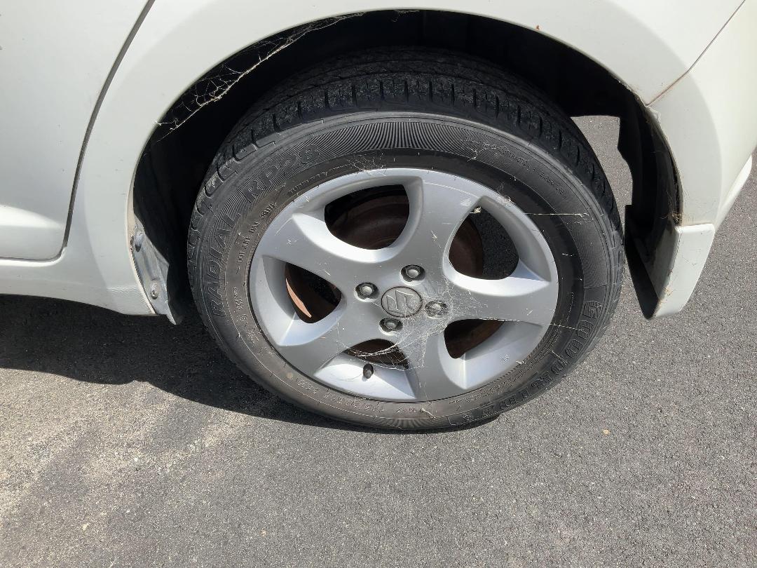 Photo '12' of Suzuki Swift