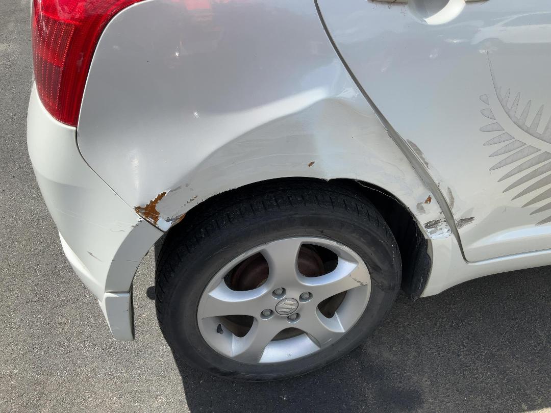 Photo '13' of Suzuki Swift