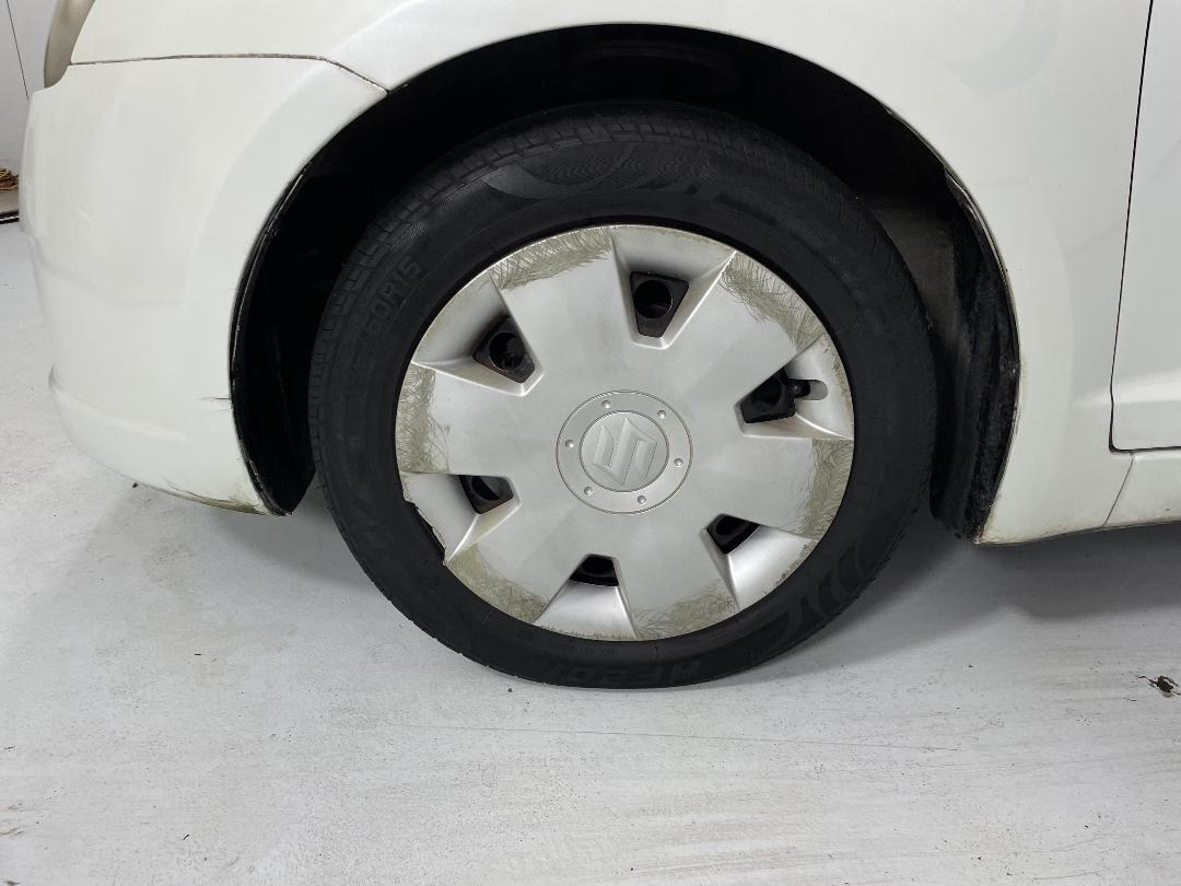 Photo '10' of Suzuki Swift Photo '10' of Suzuki Swift