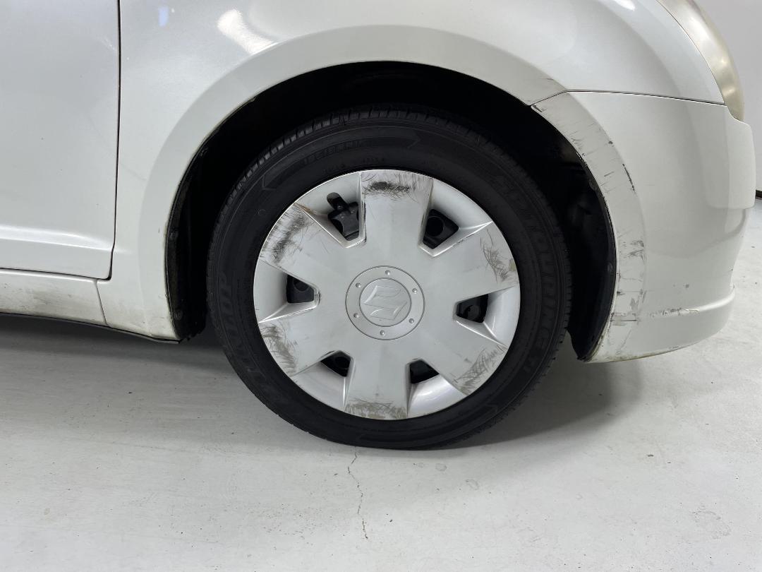 Photo '9' of Suzuki Swift Photo '9' of Suzuki Swift