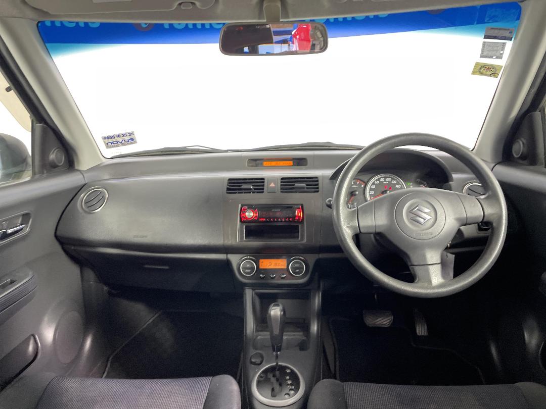 Photo '17' of Suzuki Swift Photo '17' of Suzuki Swift