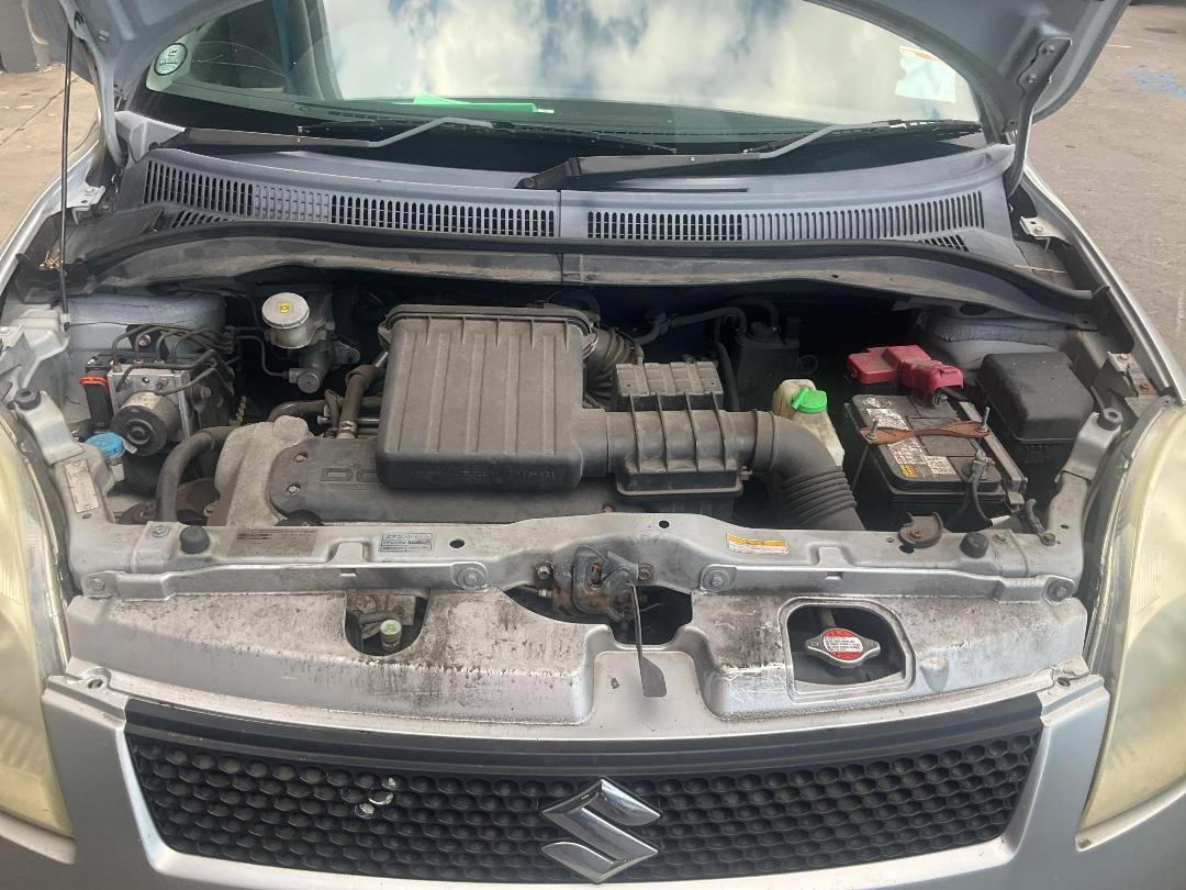 Photo '6' of Suzuki Swift