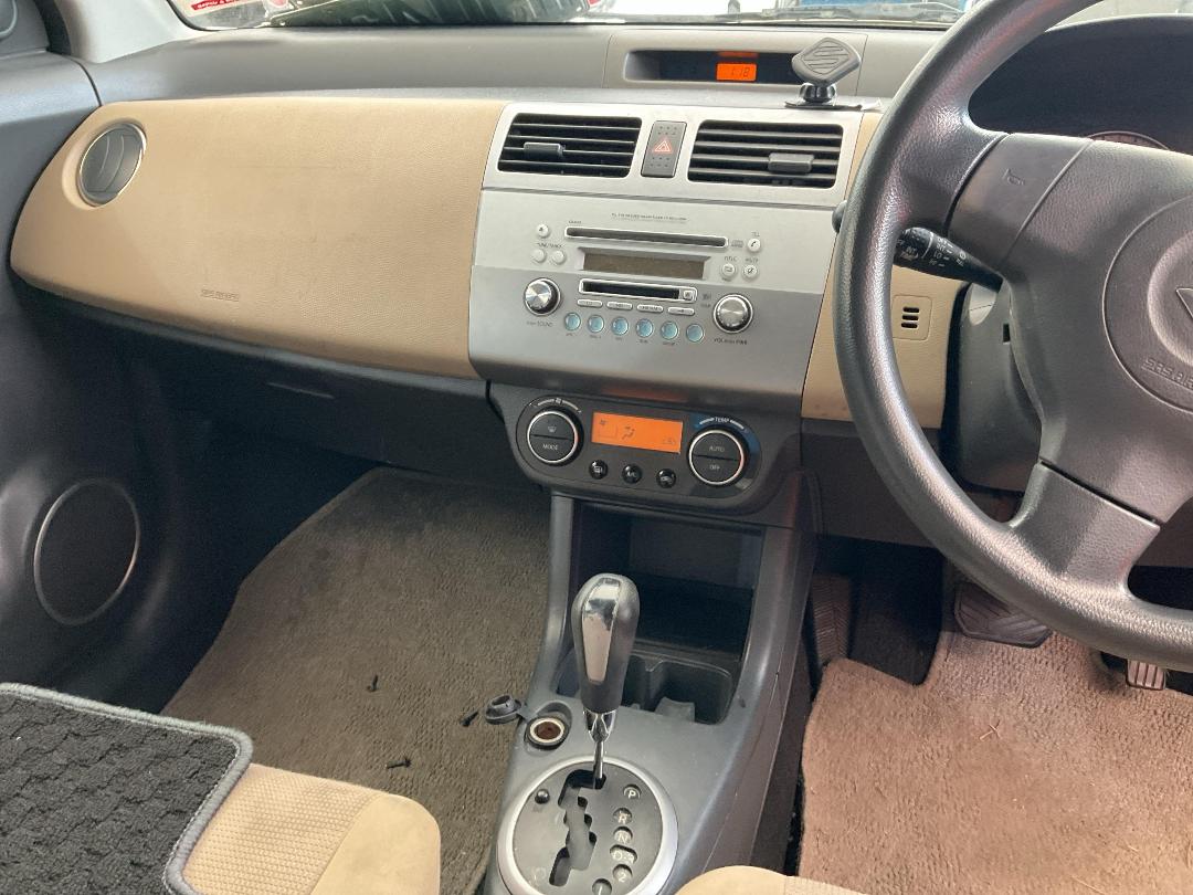 Photo '9' of Suzuki Swift Style