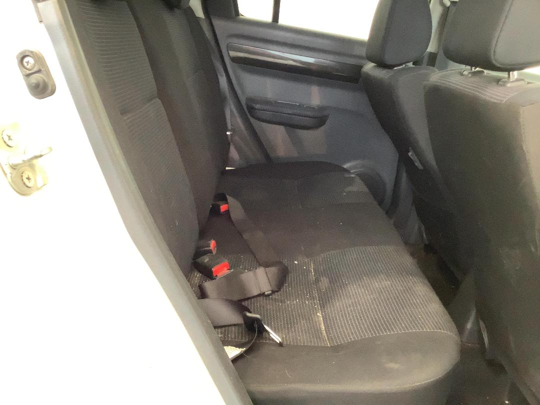 Photo '7' of Suzuki Swift