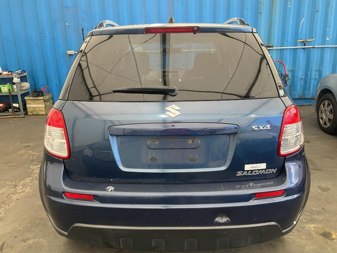 Photo '4' of Suzuki SX4 Photo '4' of Suzuki SX4