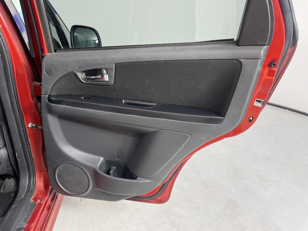 Photo '19' of Suzuki SX4 Photo '19' of Suzuki SX4