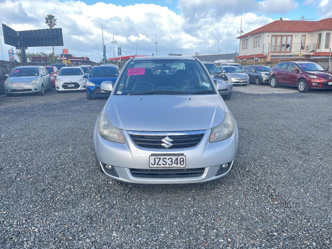 Photo '2' of Suzuki SX4