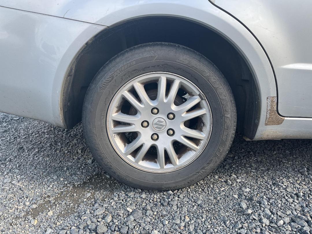 Photo '10' of Suzuki SX4