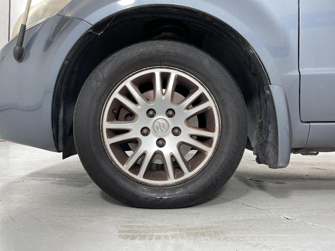 Photo '10' of Suzuki SX4 Photo '10' of Suzuki SX4