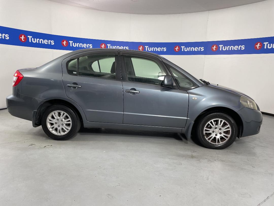 Photo '23' of Suzuki SX4 Photo '23' of Suzuki SX4