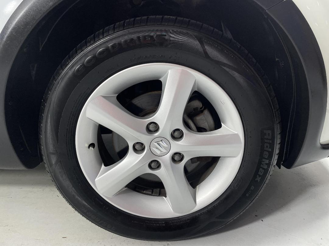 Photo '9' of Suzuki SX4 Photo '9' of Suzuki SX4