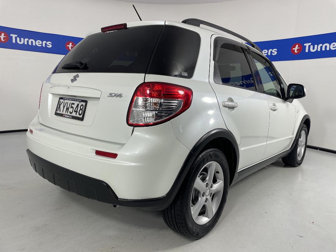 Photo '7' of Suzuki SX4 Photo '7' of Suzuki SX4