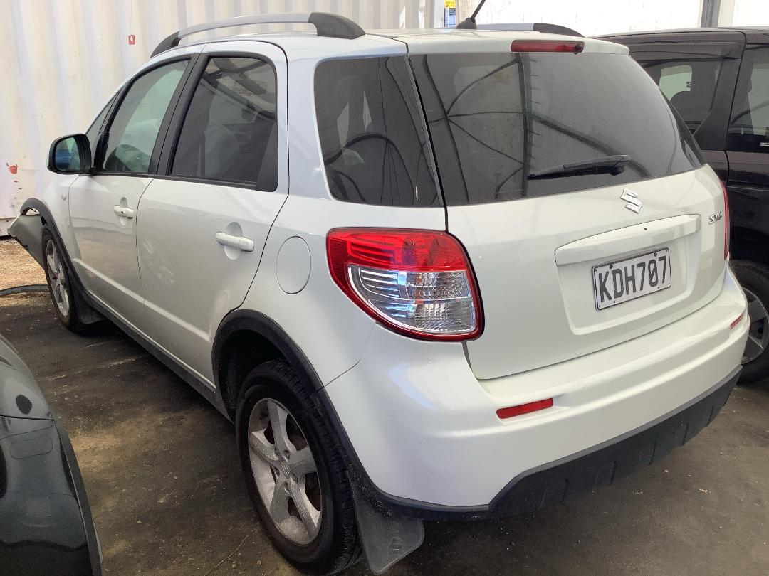 Photo '6' of Suzuki SX4