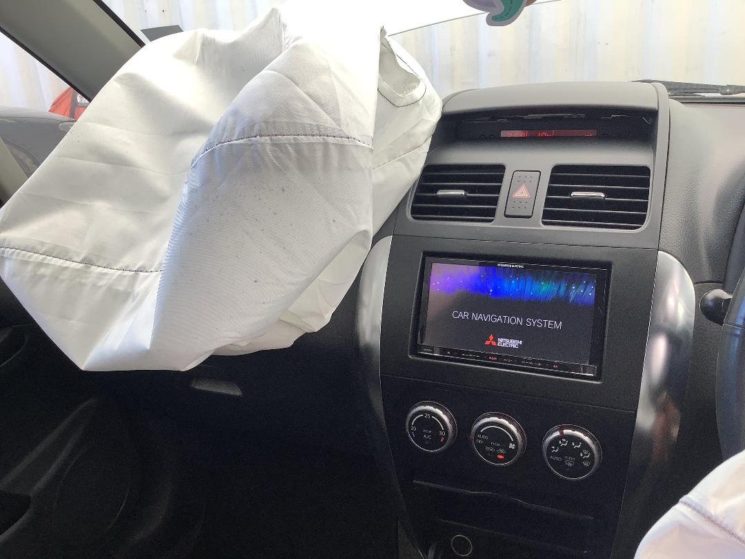 Photo '16' of Suzuki SX4