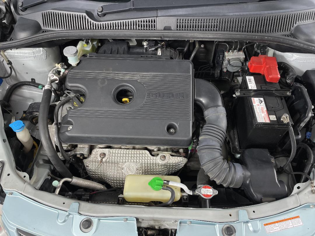 Photo '13' of Suzuki SX4 Photo '13' of Suzuki SX4