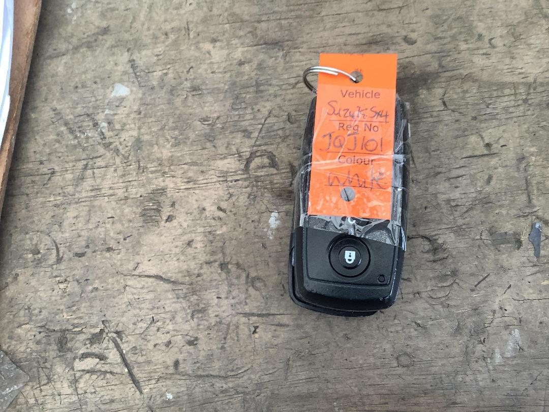 Photo '16' of Suzuki SX4