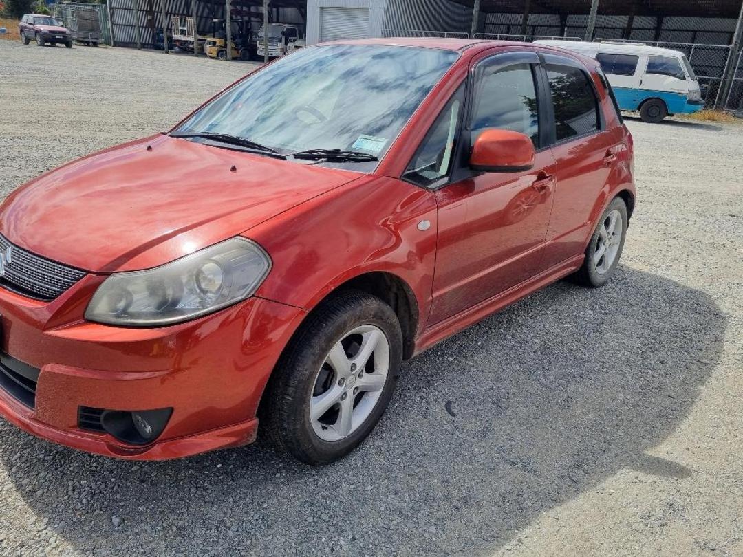 Photo '2' of Suzuki SX4