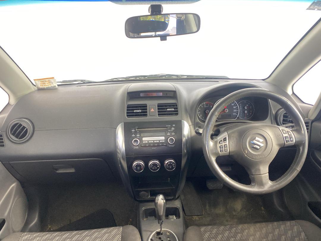 Photo '17' of Suzuki SX4