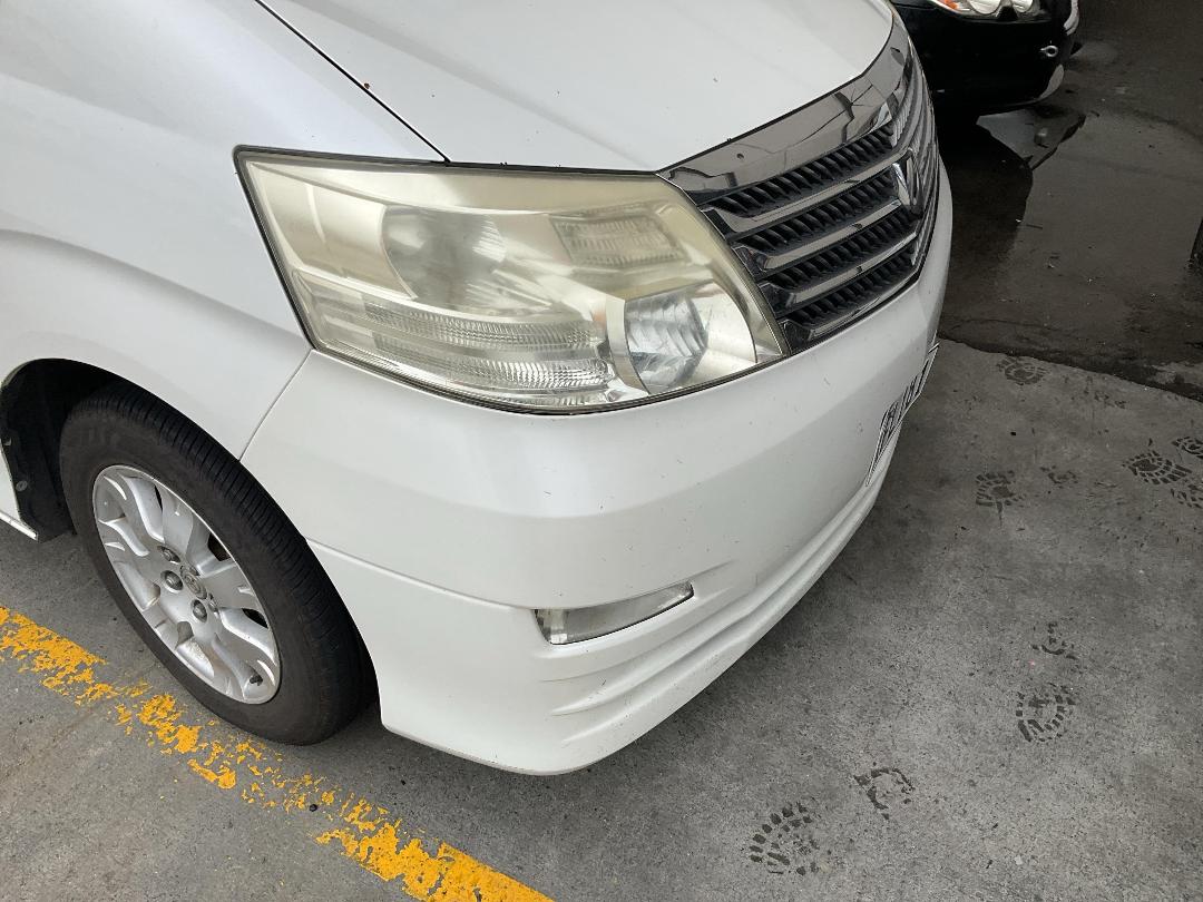 Photo '4' of Toyota Alphard