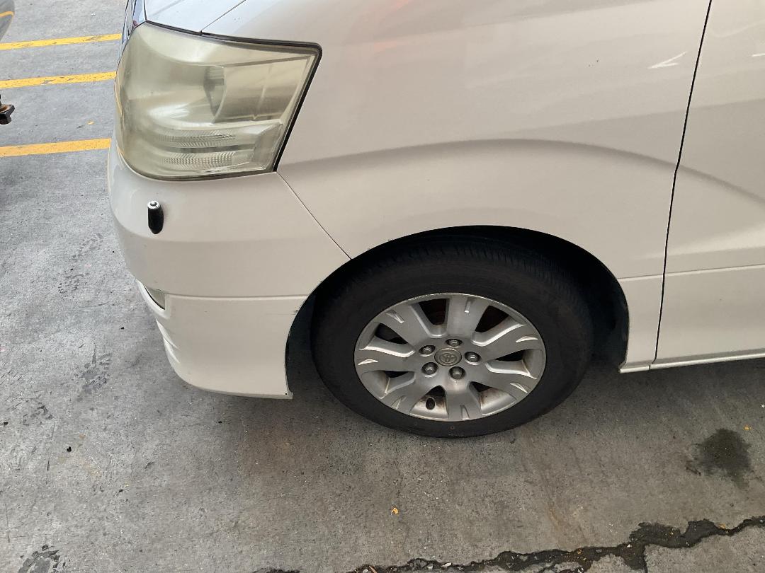 Photo '7' of Toyota Alphard