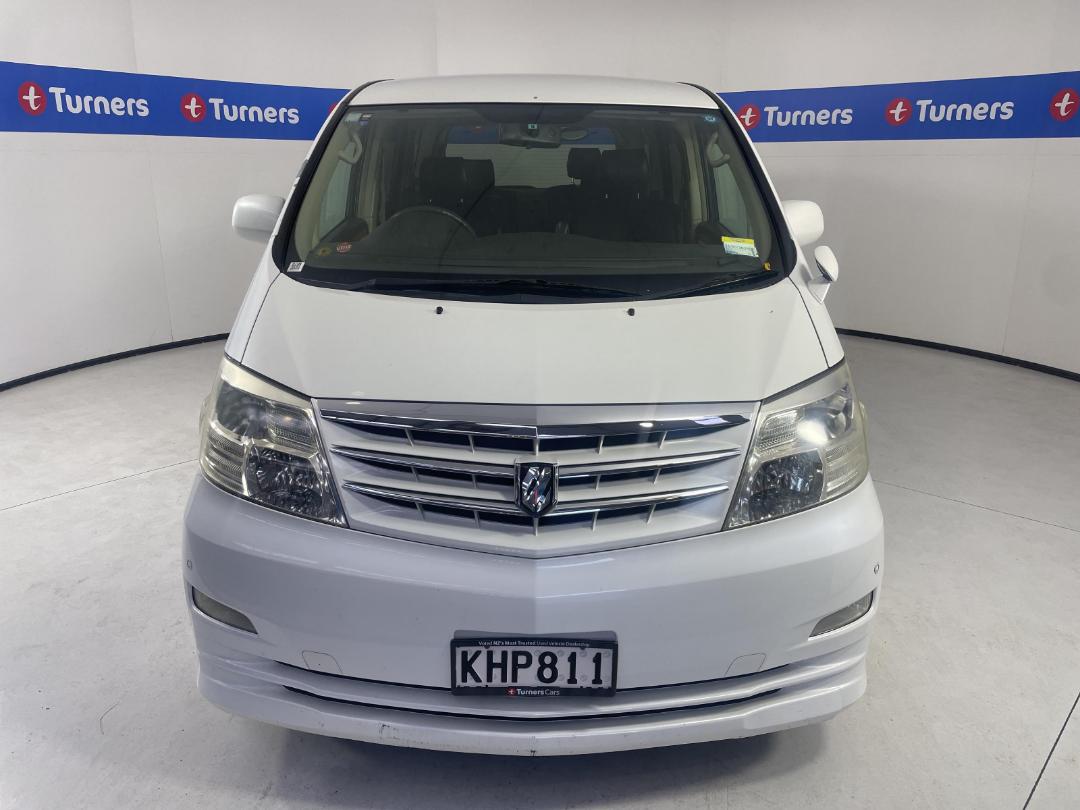 Photo '2' of Toyota Alphard Photo '2' of Toyota Alphard