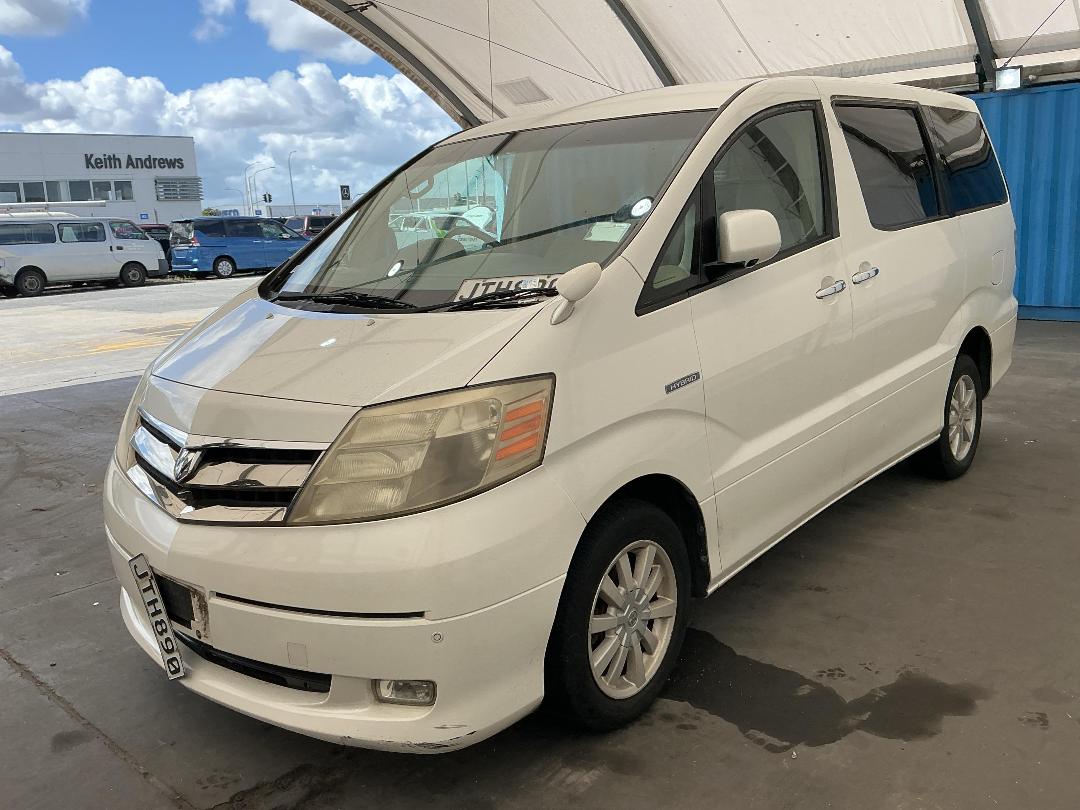 Photo '6' of Toyota Alphard Hybrid