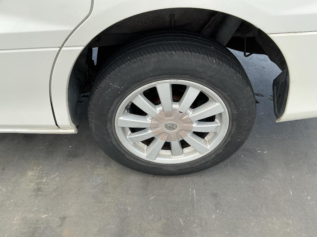 Photo '10' of Toyota Alphard Hybrid