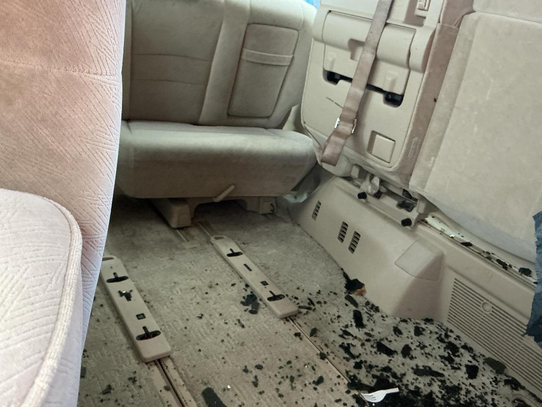 Photo '14' of Toyota Alphard Hybrid