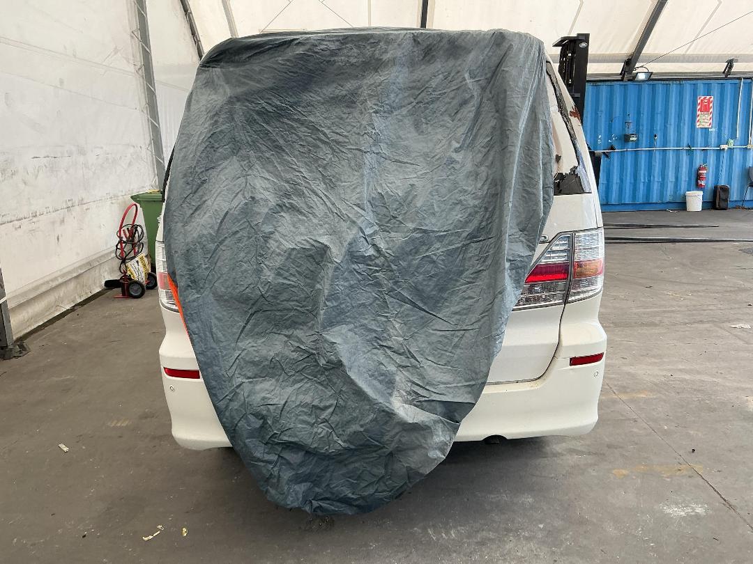 Photo '12' of Toyota Alphard Hybrid