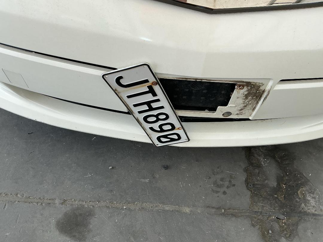 Photo '31' of Toyota Alphard Hybrid