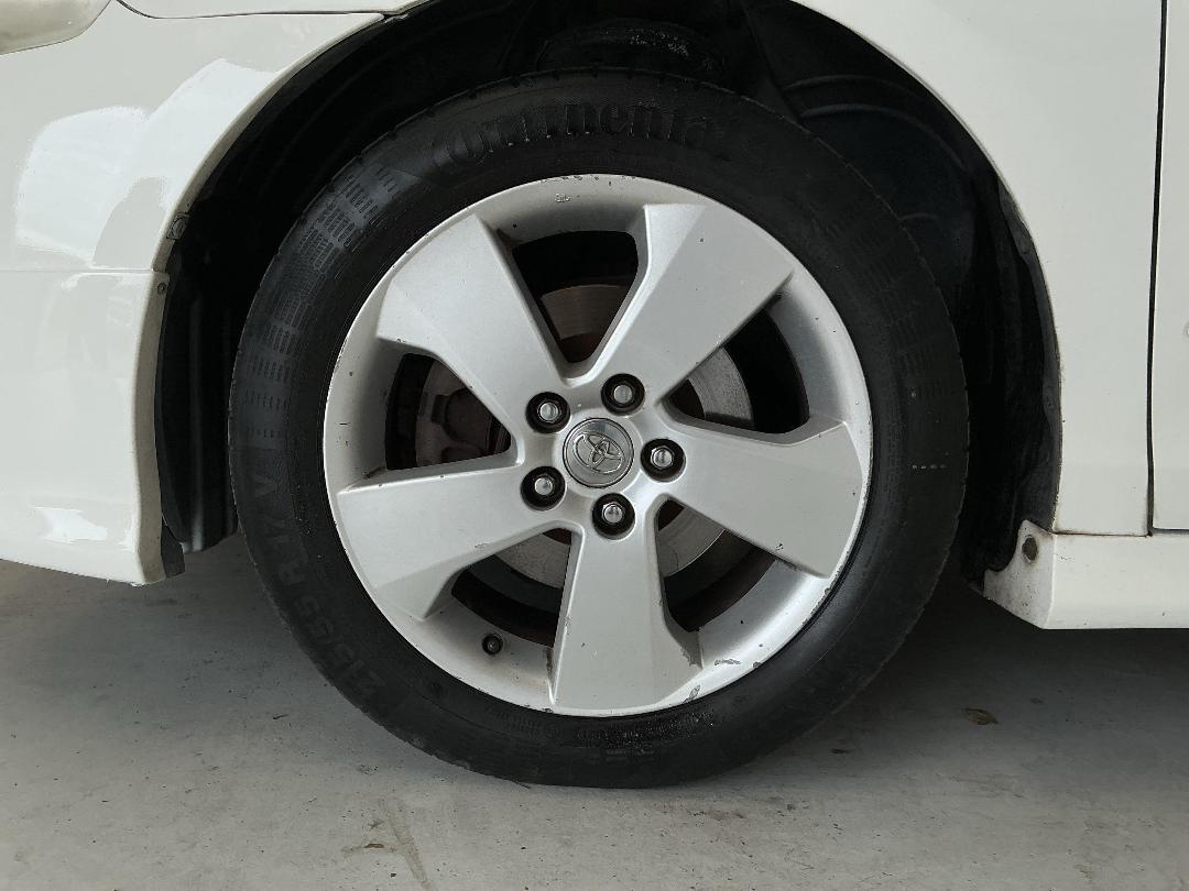 Photo '10' of Toyota Aurion