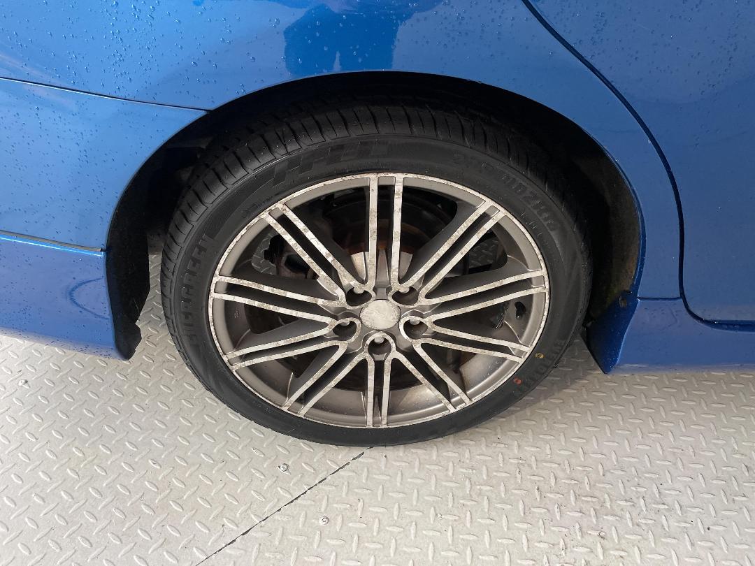 Photo '12' of Toyota Aurion