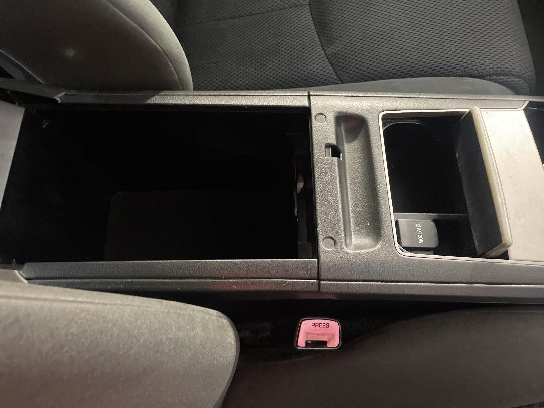 Photo '31' of Toyota Aurion