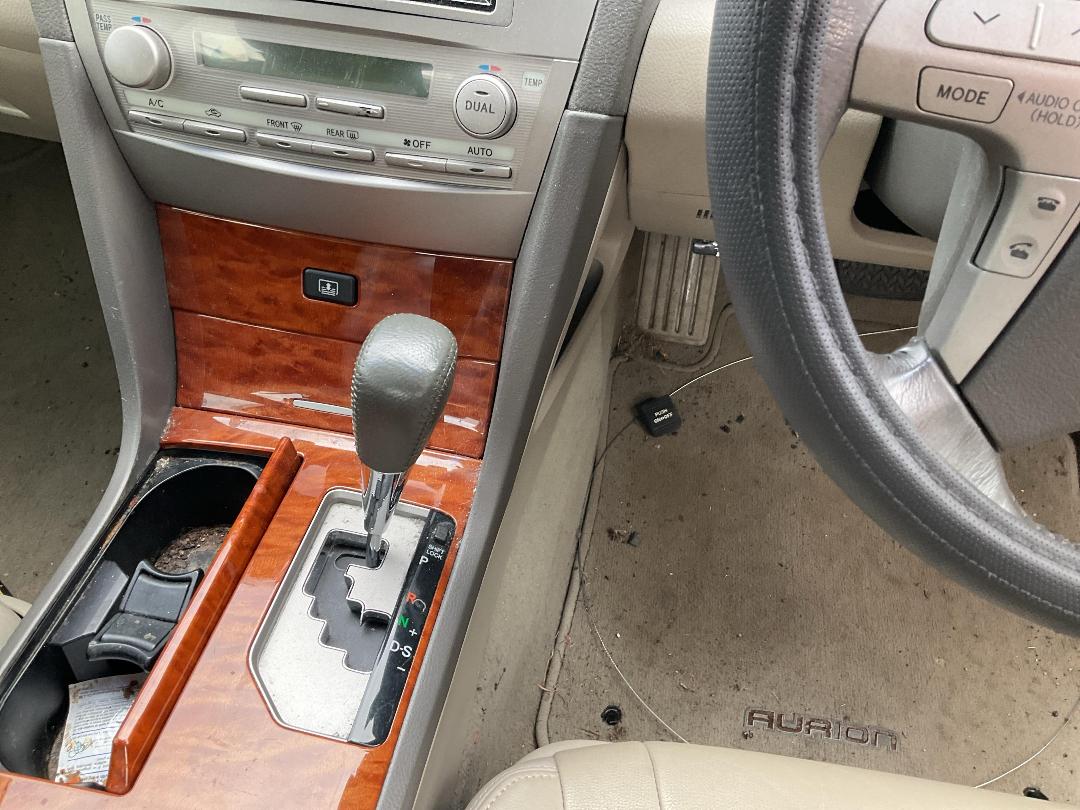 Photo '13' of Toyota Aurion