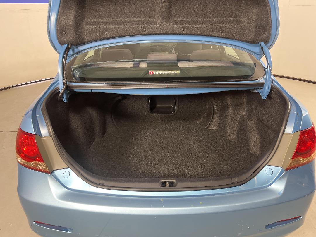 Photo '14' of Toyota Aurion Photo '14' of Toyota Aurion