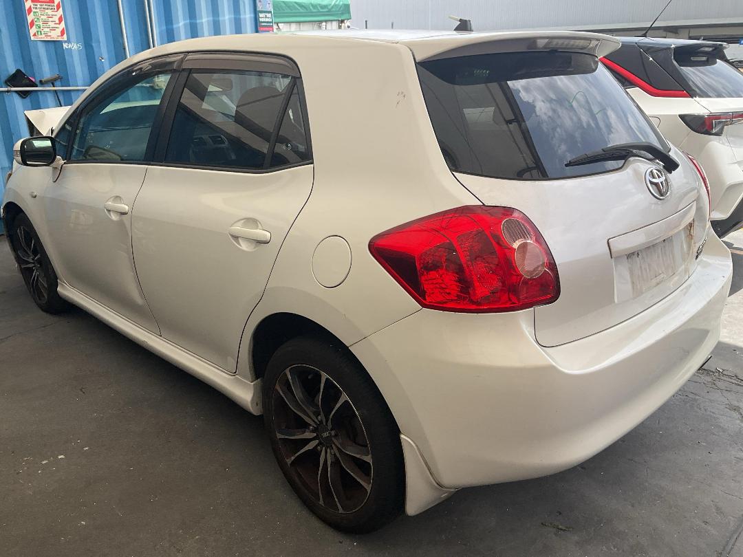 Photo '4' of Toyota Auris