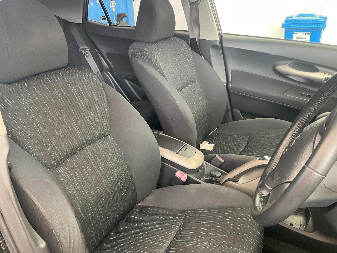 Photo '14' of Toyota Auris Photo '14' of Toyota Auris