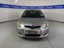 Thumbnail '2' of Toyota Auris