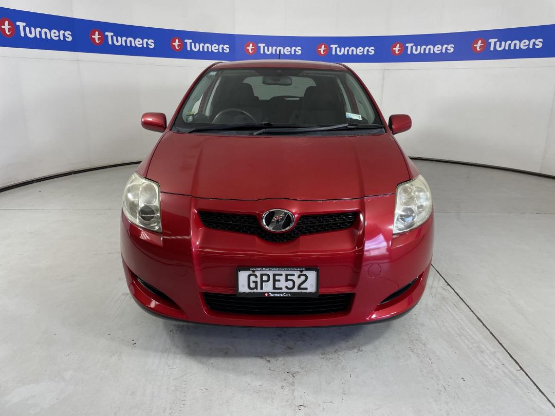 Photo '2' of Toyota Auris Photo '2' of Toyota Auris